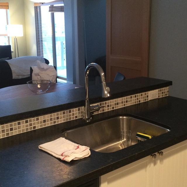 Tyndalstone Lodge 3 Bedroom In The Heart Of Village North Whistler Exteriör bild